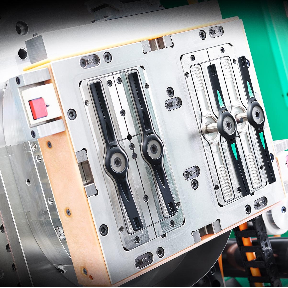 搪膠生產廠家有哪些